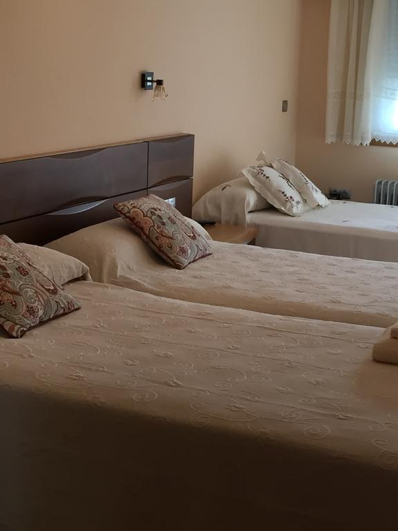 Hotel Santa Cruz Montaos ห้อง รูปภาพ